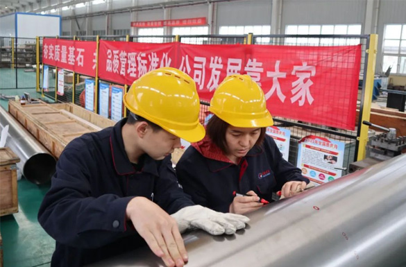 明媚的春光里，賽特人奮斗的樣子真颯